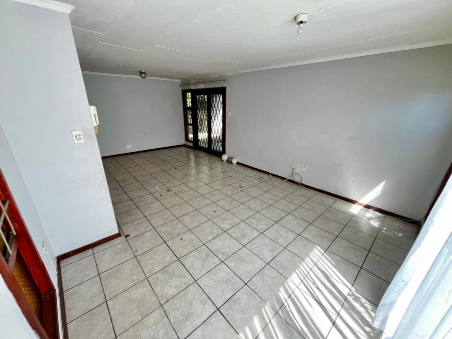 3 Bedroom Property for Sale in Abbotsford Eastern Cape